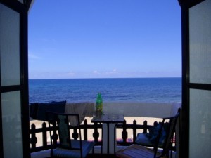 Little Surf Maid King Suite Beachview, San Juan, La Union, Philippines