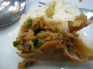 En Route, the Great Binondo Food Trip, Fried Siopao