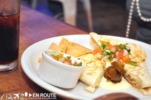 En Route Orale Taqueria Mexicana Fort Bonifacio Quesadillas