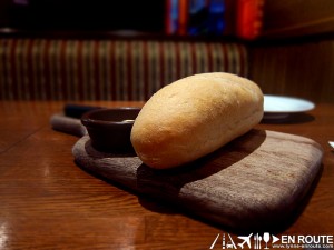 En Route Tony Roma's Glorietta Makati City Philippines Complimentary Bread