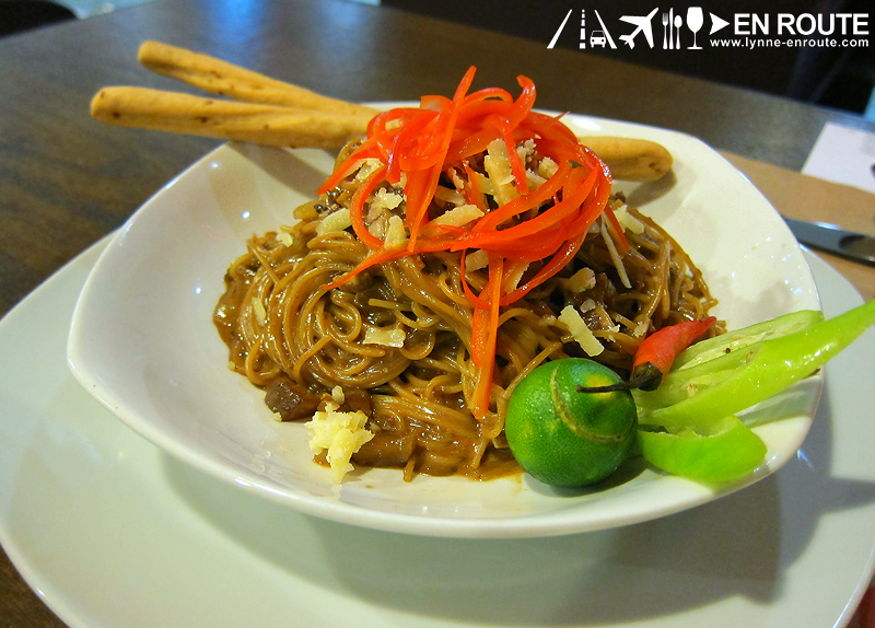 food, restaurant, hyphy's, robinson's galleria restaurants, ortigas restaurants, hyphy's restaurant, chef bruce lim restaurant, bruce lim resto, hyphy's resto, San Francisco-inspired Pinoy food, comfort food