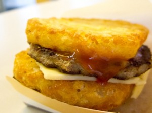 Jollibee Hash Brown Burger, Hash brown burger, Jollibee, Burger Innovations, Burger