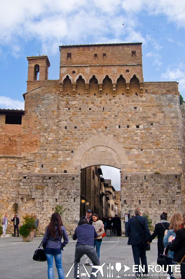 Signs and Sightings San Gimignano Italy-4578